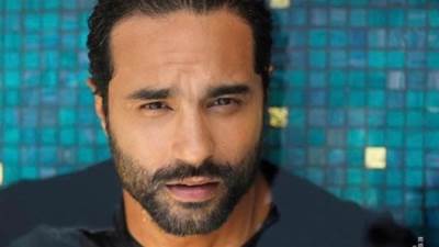 بملابس غطس.. كريم فهمي داخل حمام سباحة في أحدث ظهور عبر إنستجرام