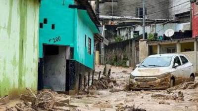 فيضانات وانهيارات أرضية تقتل 36 شخصا في البرازيل