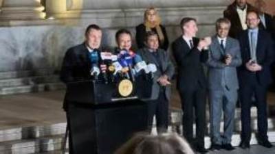 وزير الآثار يعلن انتهاء المرحلة الأولى لتطوير المتحف المصرى بالتحرير