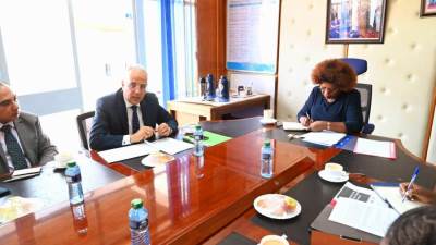 سويلم يبحث مع وزيرة المياه والري الكينية سُبل تعزيز التعاون المشترك