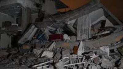 تركيا: 90 هزة ارتدادية عقب زلزال هاتاي 