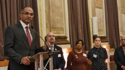 نائب الإسكان لـ"البنية الأساسية” يُوقع مذكرة تفاهم مع مسئولي رابطة المياه البريطانية