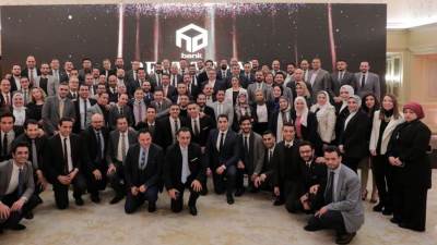 التعمير والإسكان يكرم قطاعي الشركات والقروض المشتركة والمشروعات الصغيرة والمتوسطة عن انجازاتهما لعام 2022