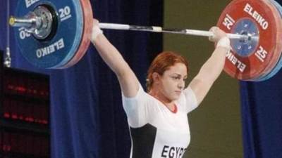 وزير الرياضة يتابع الحالة الصحية للرباعة "نهلة رمضان" ويوجه بدعمها ورعايتها طبياً