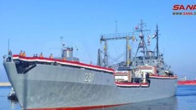 تنفيذا لتوجيهات رئاسية.. سفينة محملة بمئات الأطنان مساعدات تتجه لسوريا وتركيا