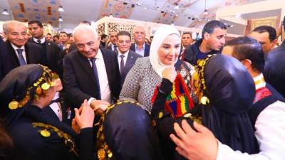 مشاركة أكثر من 400 عارض.. القباج تفتتح معرض "ديارنا" للحرف اليدوية والتراثية