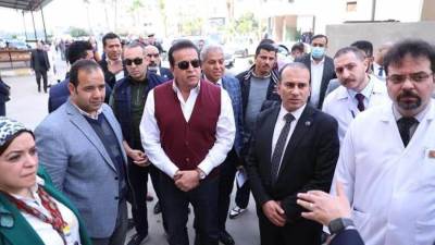 وزير الصحة يتفقد مستشفى دمياط العام.. ويشدد على الالتزام بالجداول الزمنية المحددة لتطويره