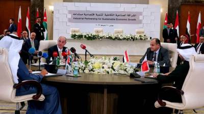 وزير الصناعة: حريصون على تحقيق التكامل الصناعي العربي