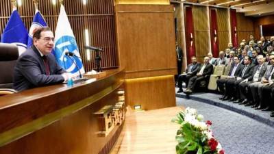 الملا يتابع مجهودات إنبى في تنفيذ المشروعات البترولية والقومية