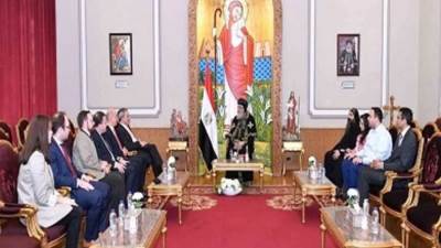 البابا تواضروس يستقبل وفدا من البرلمان الأوروبي بالمقر البابوي