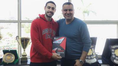 الأهلى يجدد تعاقد محمد أبو النصر لاعب السلة لمدة 4 مواسم