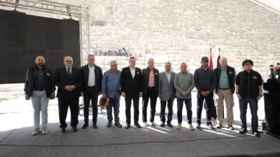 وزير السياحة يعقد مؤتمراً صحفياً للإعلان عن تفاصيل نتائج أعمال مشروع استكشاف الأهرامات