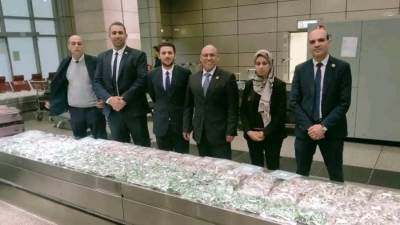 جمارك مطار القاهرة تضبط محاولة تهريب كمية من السجائر والشواحن الكهربائية وكابلات الإنترنت 