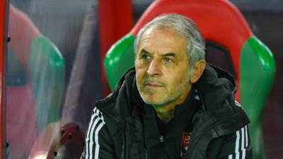 كولر يعلن تشكيلة الأهلي لمواجهة القطن الكاميروني بدوري الأبطال 