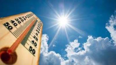 "الأرصاد" تكشف موعد انخفاض درجات الحرارة وتحذر من تخفيف الملابس