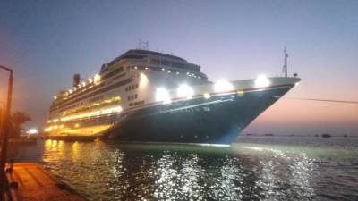 وصول السفينة السياحية m/v.. Borealis للرصيف السياحي بميناء غرب بورسعيد