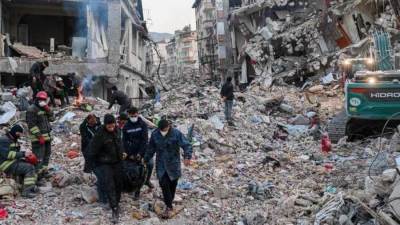 فجوة مرعبة سيدمرها.. خبير تركي يتنبأ بزلزال يتجاوز 10 درجات يضرب اسطنبول