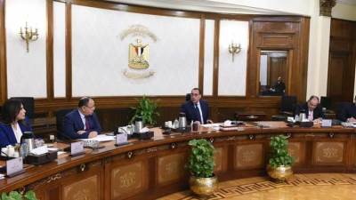 مدبولي يتابع خطوات إعداد برنامج رد الأعباء التصديرية للعام المالي المقبل