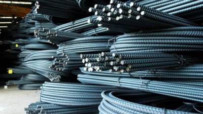 بعد حديد عز.. شركتا المصريين والسويس للصلب ترفعان سعر طن الحديد 900 جنيه