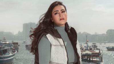 مسلسلات رمضان.. نهى عابدين تتصدر أحد أفيشات مسلسل "تحت الوصاية"