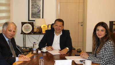 "جي في للاستثمار" توقع اتفاقية شراكة مع "الشرق الأدنى للخدمات والتنمية المستدامة"