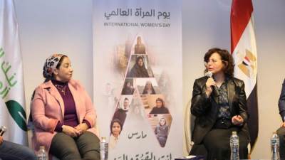 الخبراء يطرحون مقترحات السياسات التى تساهم فى دعم الامن الغذائي للمرأة