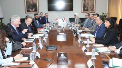 المالية: الانفتاح على العالم بمسارات جديدة جاذبة للاستثمار