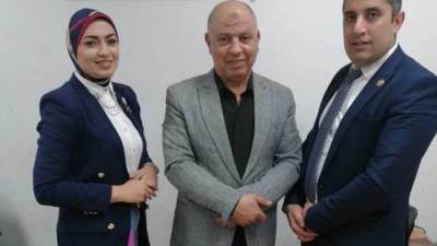 جمارك مطار برج العرب الدولى تضبط محاولة تهريب عدد من القطع المعدنية الأثرية 