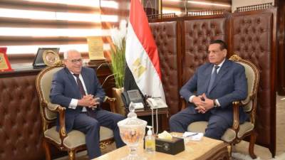 وزير التنمية يتابع مع محافظ بورسعيد معدلات تنفيذ المشروعات التنموية والخدمية