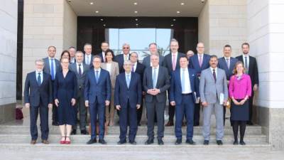 وزير الكهرباء يستقبل وفد المانى رفيع المستوى لبحث التعاون فى مجال الطاقة والهيدروجين الأخضر