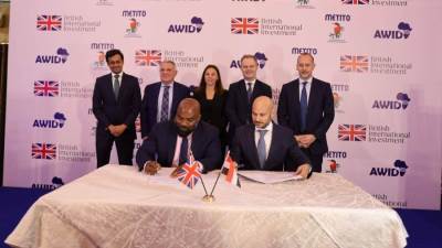 سفير بريطانيا بالقاهرة عن الهجرة لبلاده: نرحب بأصدقائنا المصريين