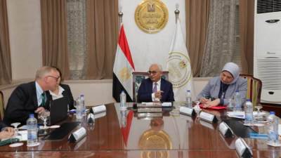 وزير التعليم يبحث مع وفد الوكالة الأمريكية تنمية تعزيز قدرات المعلمين