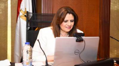 وزيرة الهجرة تلتقي عددا من أبناء الجالية المصرية في إيطاليا والفاتيكان