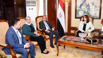وزيرة الهجرة تستقبل مستثمرًا مصريًا بالولايات المتحدة لمناقشة أفكار جذب المستثمرين المصريين بالخارج