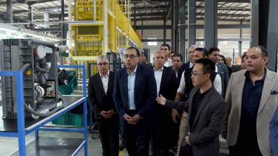 رئيس الوزراء يتفقد مصنع شركة مايديا للغسالات بالمنطقة الصناعية الصينية "تيدا ـ مصر"