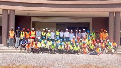 رئيس شركة المقاولون العرب يزور الكونغو الديمقراطية لمتابعة مشروعات الشركة