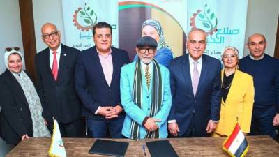 مؤسسة ميرفت سلطان الخيرية تتعاون مع صناع الخير  لتطوير القرى الأولى بالرعاية