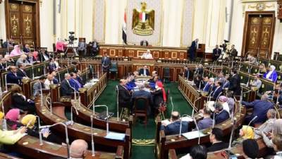 النواب يوافق مبدئيا على مشروع قانون بزيادة الأجور والمعاشات