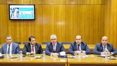 اقتصادية قناة السويس تناقش سبل التعاون مع غرفة التجارة الأمريكية اليونانية