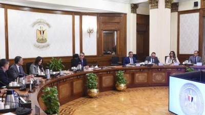 هيئة الاستثمار: مستثمرون أتراك يتطلعون لضخ استثمارات جديدة في السوق المصرية بمجال الملابس الجاهزة