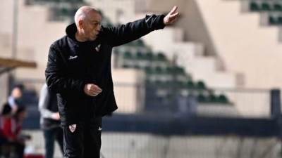 الزمالك يستقر على رحيل فيريرا عن الفريق 