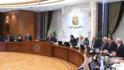 مدبولي يوجه المحافظين باستمرار الرقابة على منافذ ومعارض بيع السلع