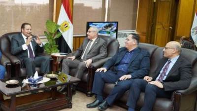 لقاءات وجولات ميدانية موسعة لرئيس هيئة الاعتماد والرقابة الصحية بالإسماعيلية وبورسعيد