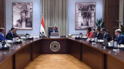 رئيس الوزراء يتابع  مخططات تطوير المنطقة المحيطة بالمتحف المصري الكبير