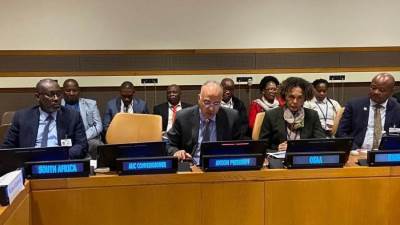 الدكتور سويلم يشارك في جلسة "ضمان توافر المياه بشكل مستدام"