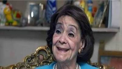 أيقونة الذكريات.. نقيب الإعلاميين ينعى القديرة أبلة فضيلة