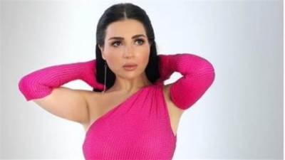 مي عز الدين تمتنع عن مشاهدة أولي حلقات مسلسلها "سوق الكانتو".. السبب
