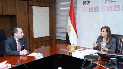 وزيرة التخطيط والتنمية الاقتصادية تلتقي القائم بأعمال السفير الأمريكي بالقاهرة