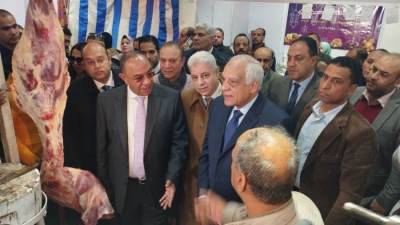 تجارية الجيزة: استمرار توافد المواطنيين على المعارض وانتظام البيع بنفس الاسعار المخفضة