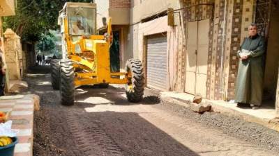 محافظة الجيزة: رفع 2500 طن مخلفات من نزلة السمان بالهرم